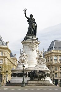 Statue-de-la-Republique