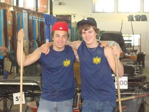 deux jeunes travailleurs